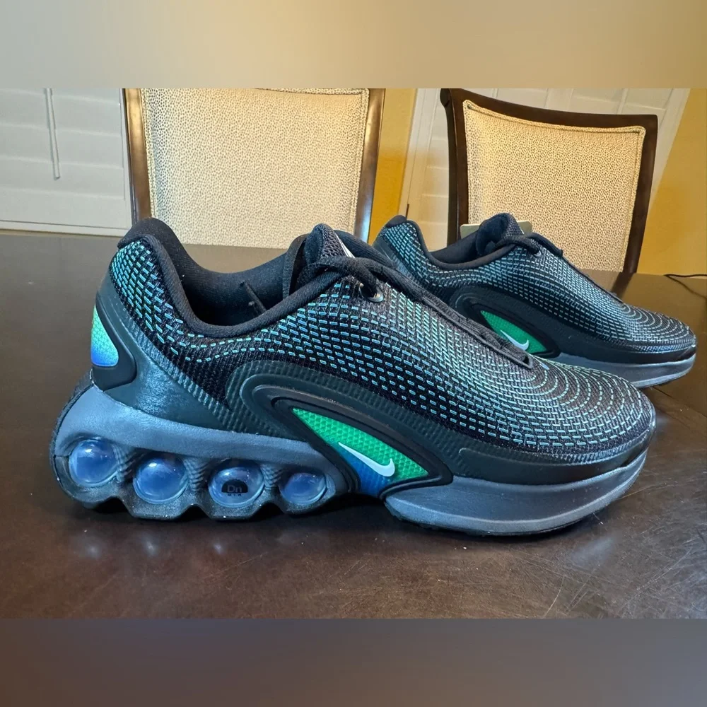 New Nike Air Max DN Black Green Sneaker Shoes Size US 6.5Y